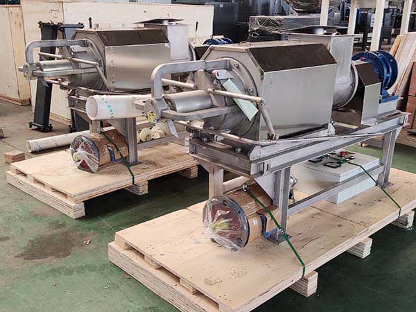 Manure Dewatering Machines to France