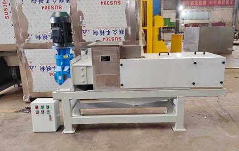 TZ-260 Screw Press Machine to Brazil
