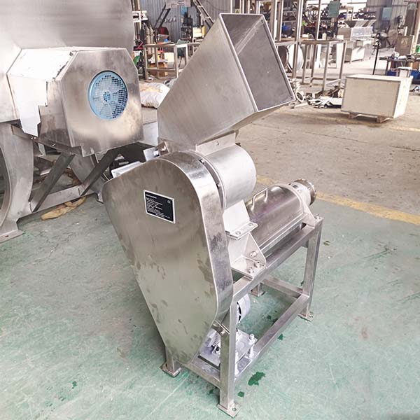 Industrial Juicer Machine to the UK