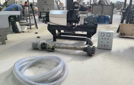 Shipping TZ-180 Manure Separator to Peru